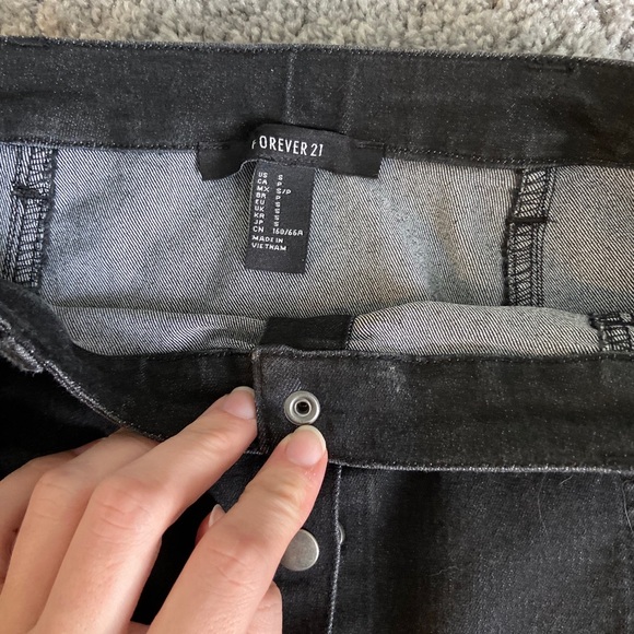 Forever 21 Skirt Size Small - Picture 3 of 4